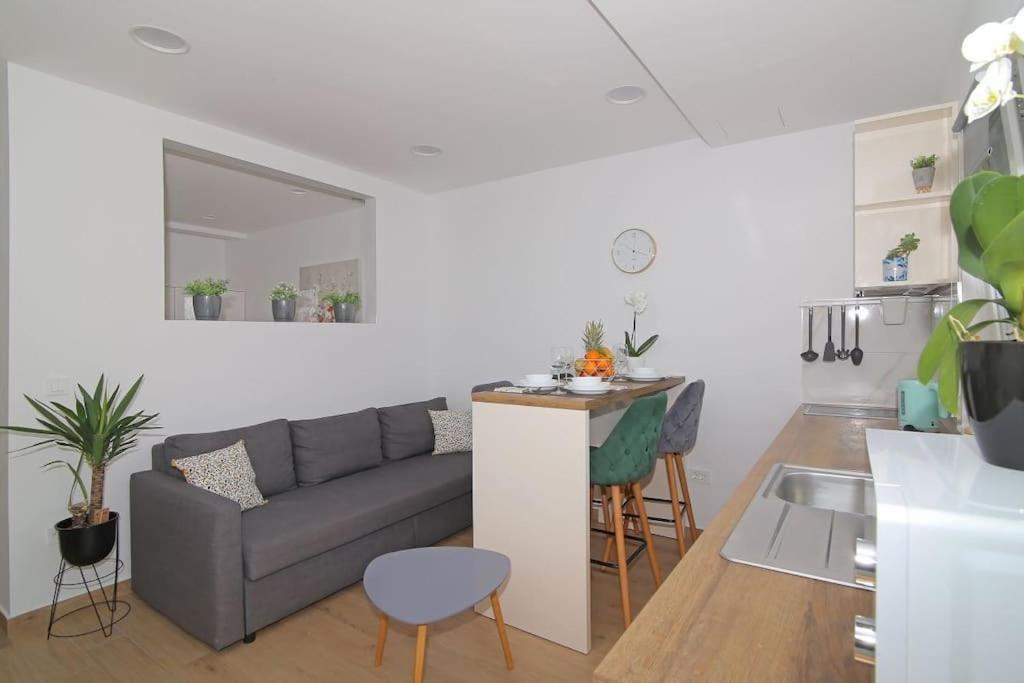 Studio Apartman Karlita Slano Exterior photo